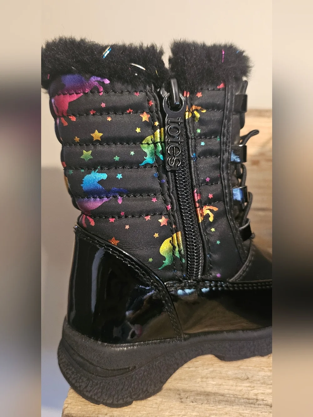 Toddler Girls Totes Black Unicorn Snow Boots Rainbow Stars Size 6